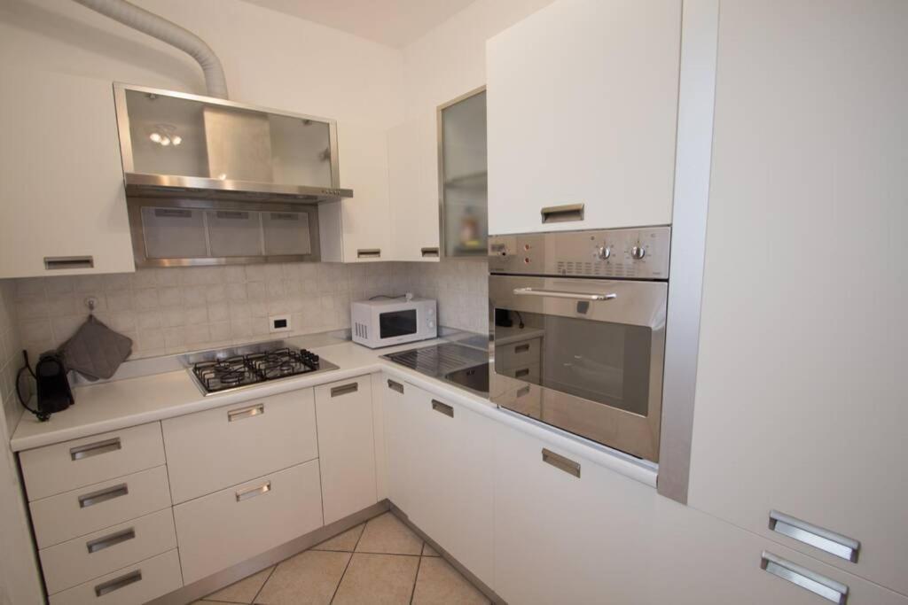 Appartamento Ristrutturato Con Terrazzo Varazze Exterior photo